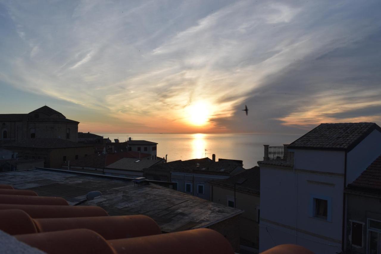 In Centro Residenza - Suites&Apartments Vasto Esterno foto
